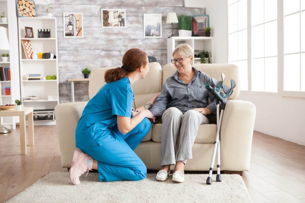 Why More Families in Maryland Choose In-Home Care Services for Aging Loved Ones